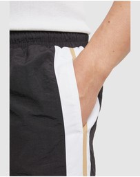Urban Classics - Retro Swim Shorts