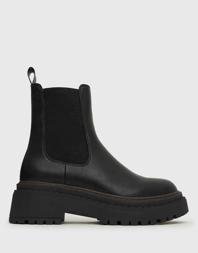 Betts - River Chunky Chelsea Boots