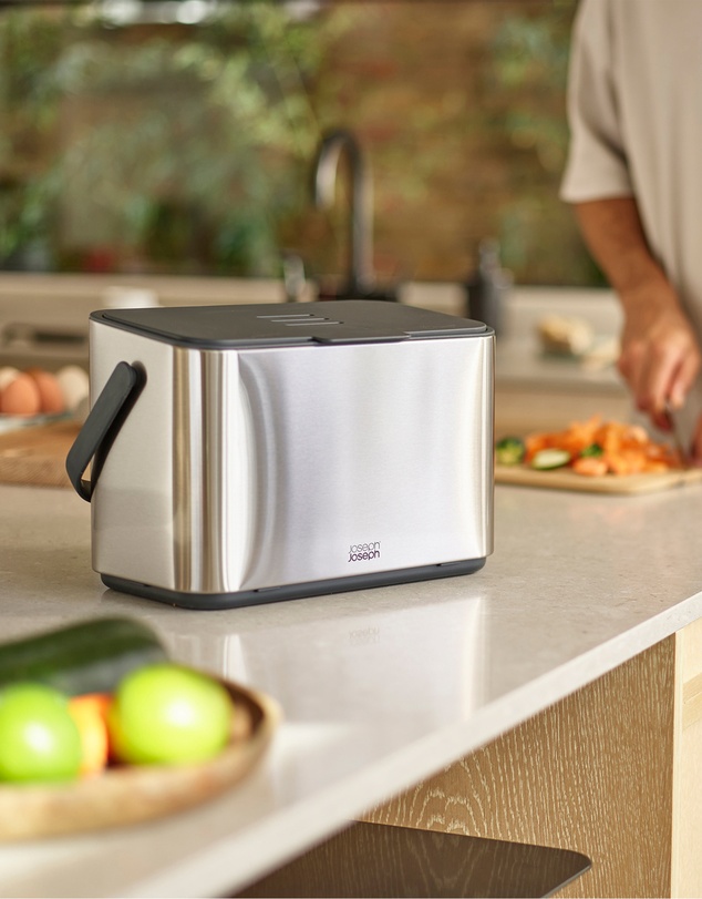 Joseph Joseph - Collect™ 4L Food Waste Caddy with Removable Bucket (Stainless Steel)