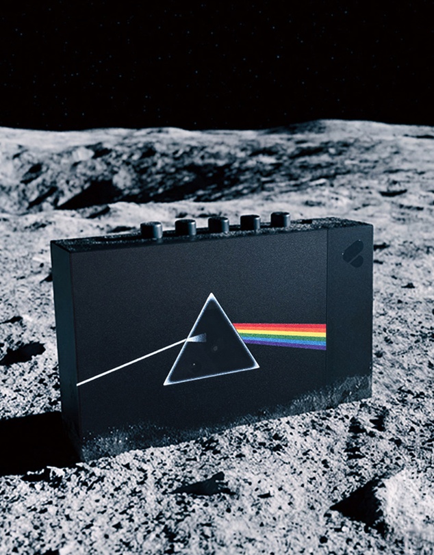 We Are Rewind - We Are Rewind Portable Cassette Player & Recorder - Limited Edition Pink Floyd