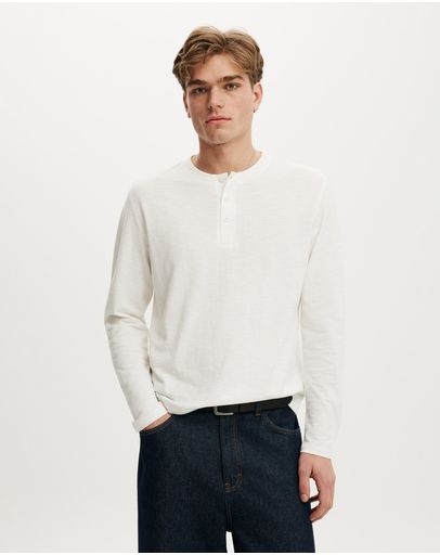 VINTAGE WHITE