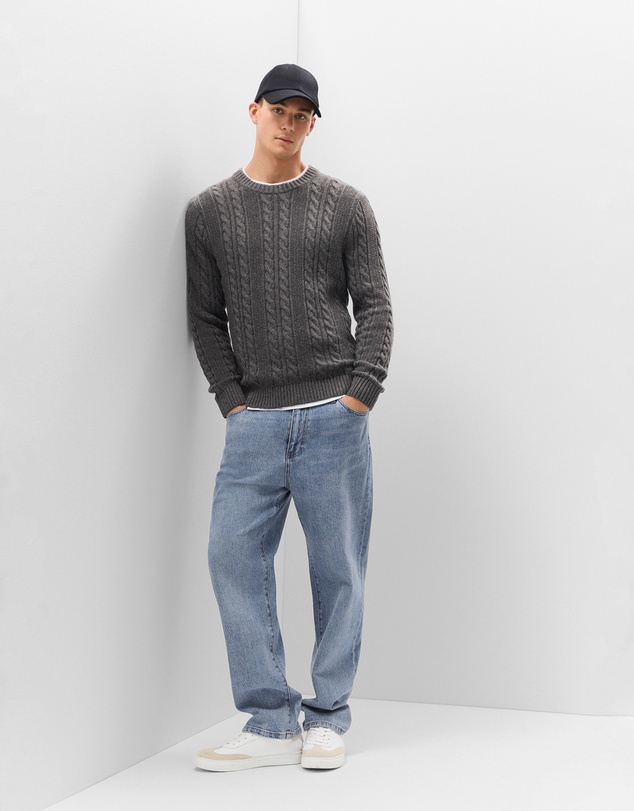 UNISON - Cable Crew Knit