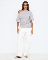 Dazie - Hazel Ruched Jersey Short Sleeve Top