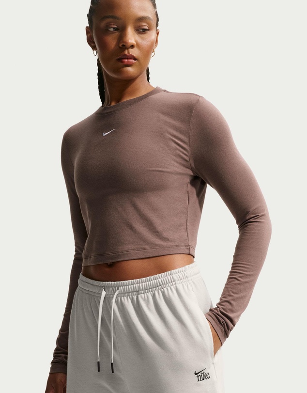 Nike - Sportswear Chill Knit High-Waisted Lightweight Shorts