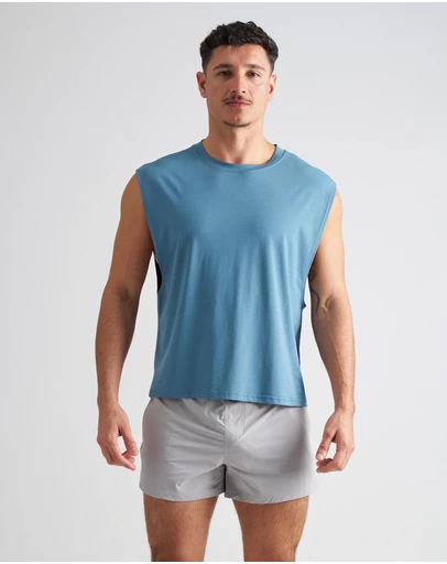 TEAMM8 - Strike Box Muscle Tank