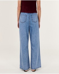 Staple the Label - Rae Relaxed Chambray Pants