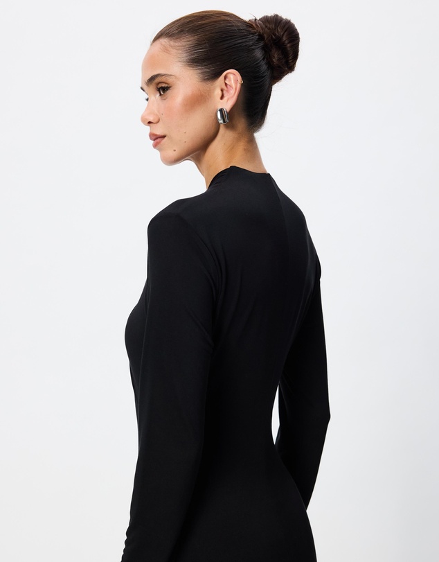 Tussah - Daphne Cross Neck Long Sleeve Midi Dress