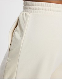 Puma - Her Comfort Wide Leg Pants