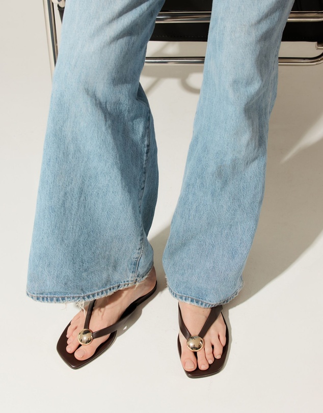 Siren - Evie Strappy Flat Sandals