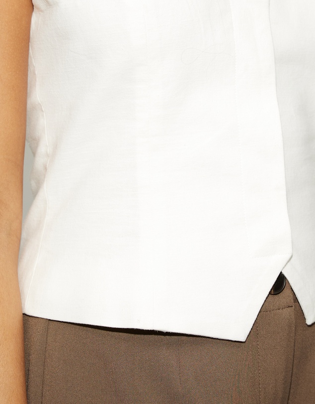 Dazie - Aura Linen Blend Halter Vest