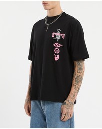 Kiss Chacey - Zion Street Tee