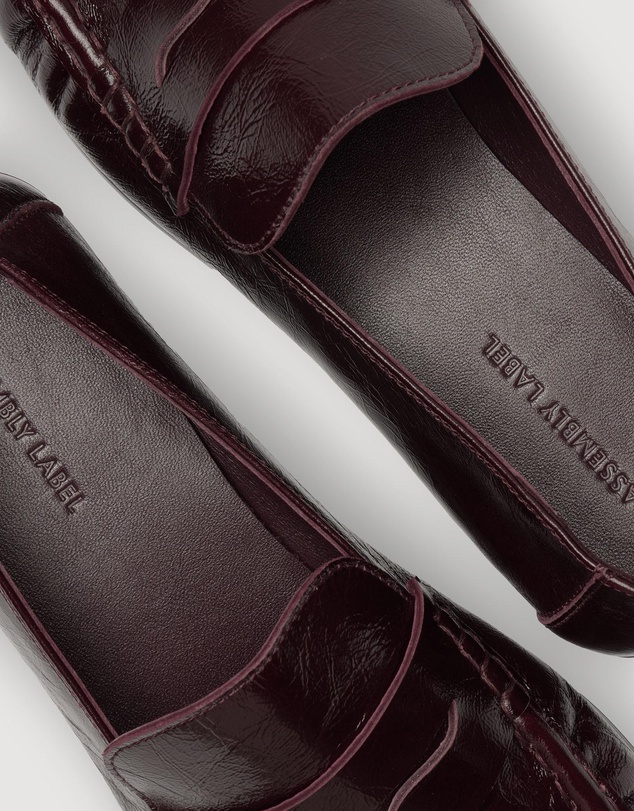 Assembly Label - Avenue Leather Loafers
