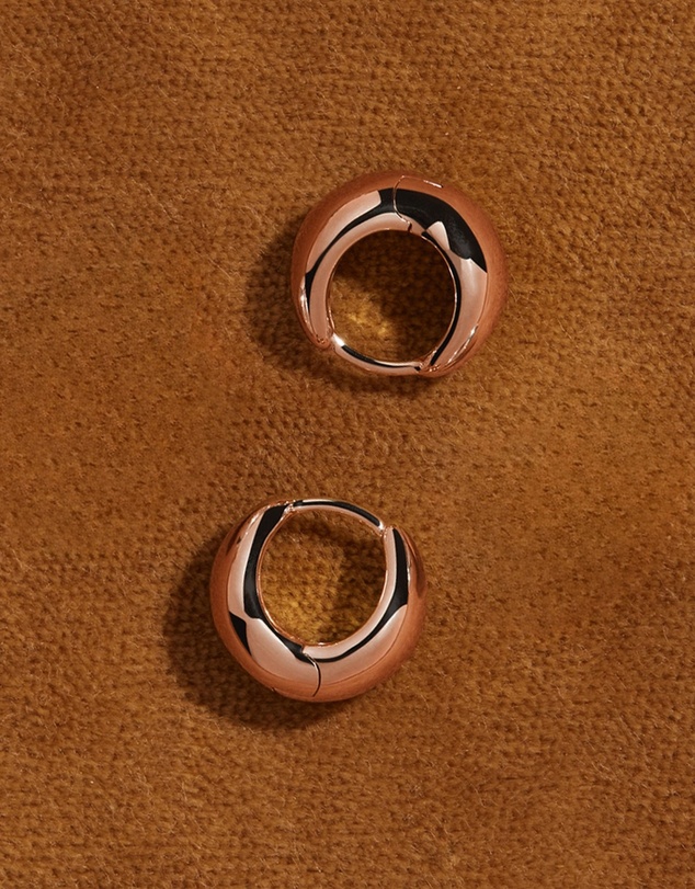 Najo - La Muse Rose Gold Huggie Earrings