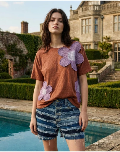 THE TALES - The Tales Crochet Flower Field Tee