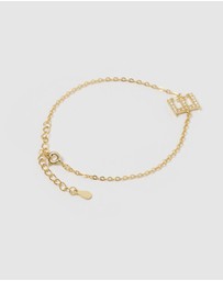 Izoa - Crystal Letter E Bracelet