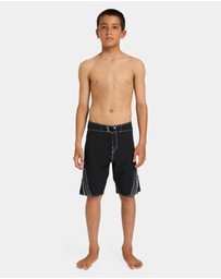 Billabong - Boys 8 to 16 Fluid 2K Pro Boardshorts