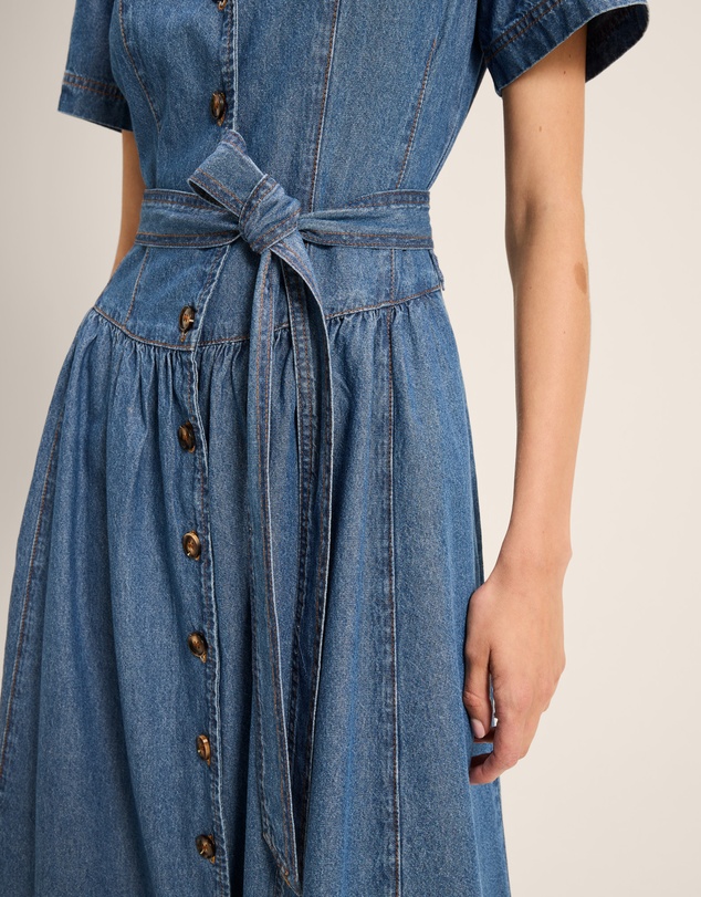 Review - Geneva Shirtdress