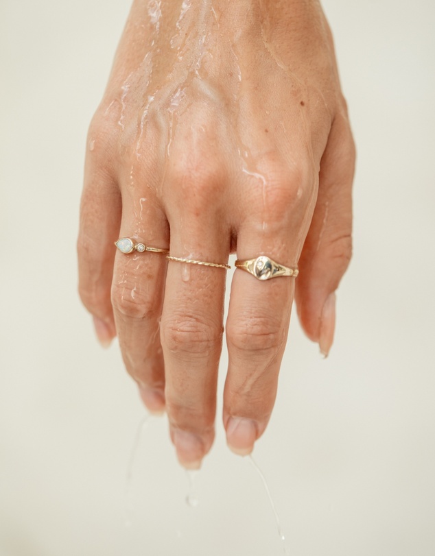 Luna Rae - Solid Gold - Rhia Diamond Signet Ring
