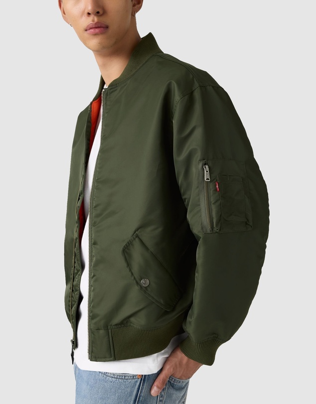 Levi's - MA-1 Bomber Jacket