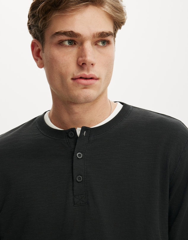 Cotton On - Fitted Henley Long Sleeve T-Shirt