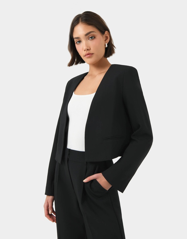 Forcast - Sofia Cropped Blazer
