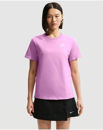 Nike - Nike Sportswear Club SS Tee
