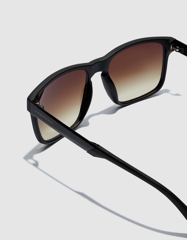 Hawkers Co - HAWKERS - PEAK METAL Sunglasses for Men and Women UV400
