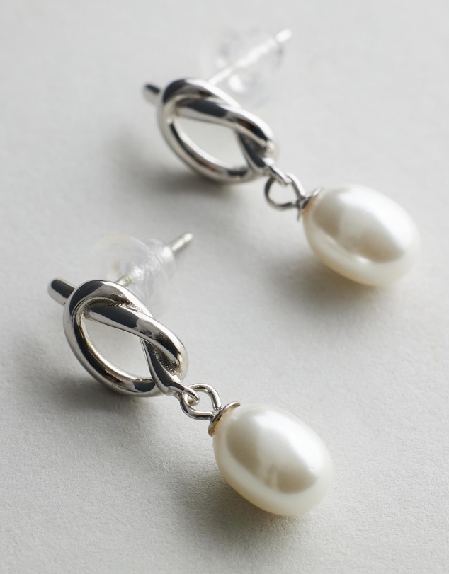 Native Sol - Chloe Pearl Earrings