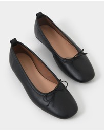 Forcast - Lizbeth Leather Ballet Flat