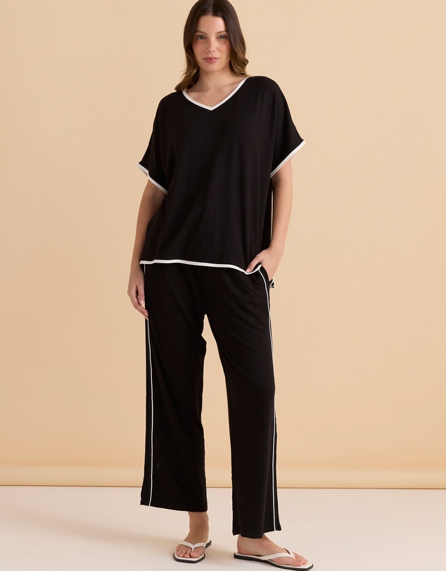 Betty Basics - Clara Tee