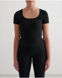 Aim'n - Ribbed Performance Short Sleeve Top