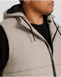 Johnny Bigg - Dakota Puffer Vest