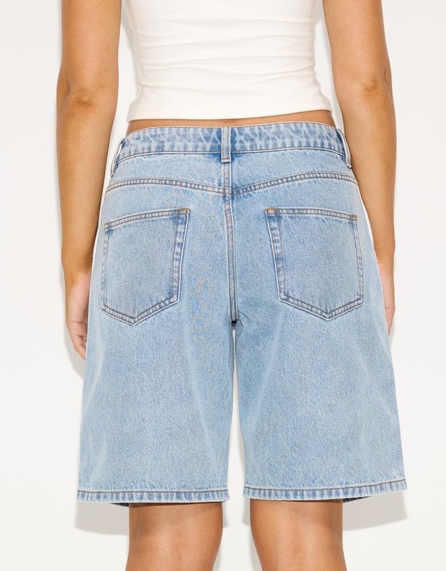 Dazie - Arezzo Relaxed Boyfriend Shorts