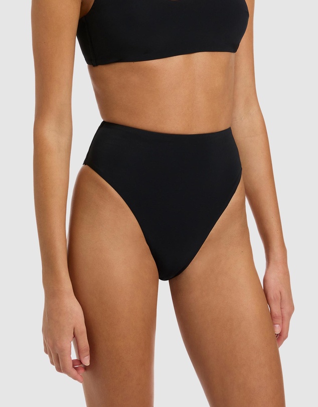 JETS - Jetset Hi-Waist Hi-Leg Pants