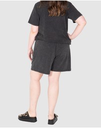 Love Your Wardrobe - Jamie Acid Wash Shorts