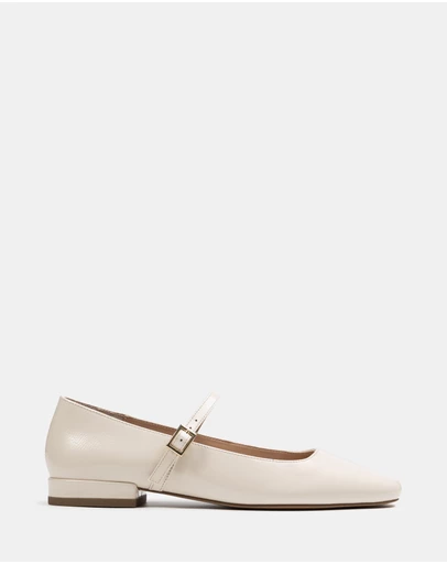 Wittner - Aria Crinkle Patent Leather Mary Janes