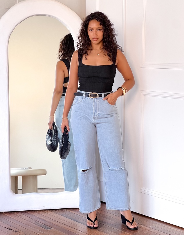 Beginning Boutique - Vida Black Bow Top