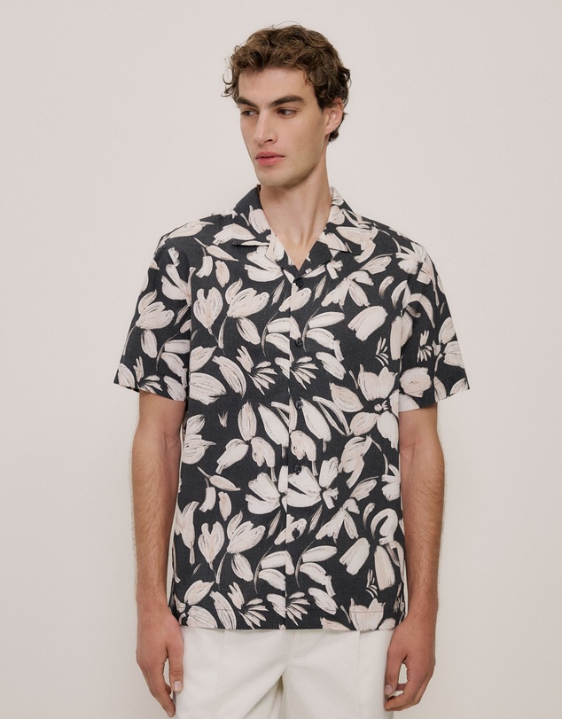 Trenery - Sable Short Sleeve Shirt in Black