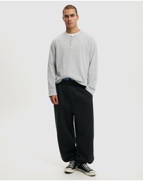 Cotton On - Super Baggy Cuffed Track Pants