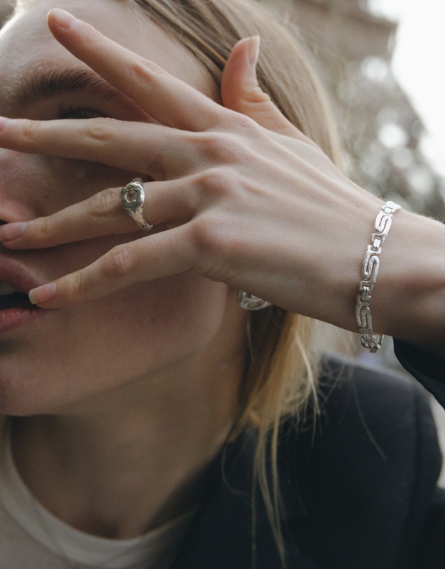 HOUSE OF SLANI - Silver Textured Willow Ring
