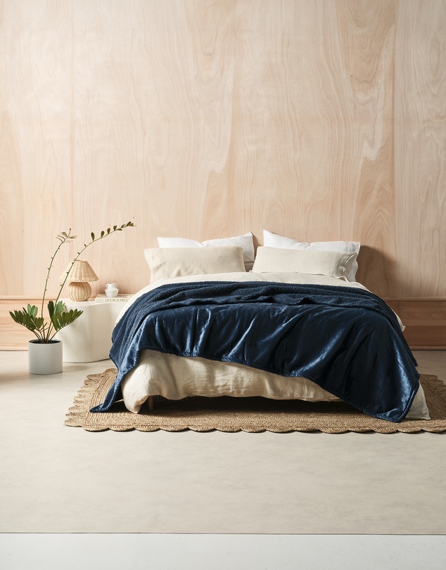Linen House - Sena Blanket