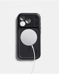 Bellroy - Venture Phone Case - iPhone 17 Pro
