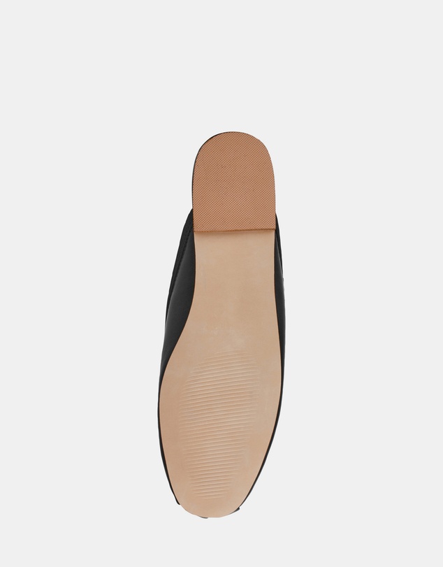 Steve Madden - Cutesy Black Leather Flats