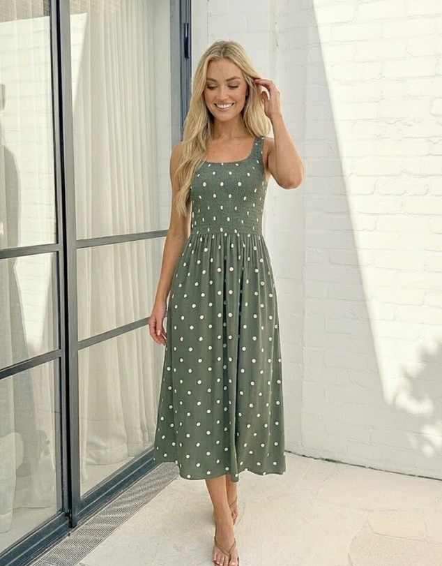 Esther & Co - Torrance Dress - Green Spot