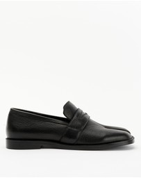 Alias Mae - Lacey Loafers