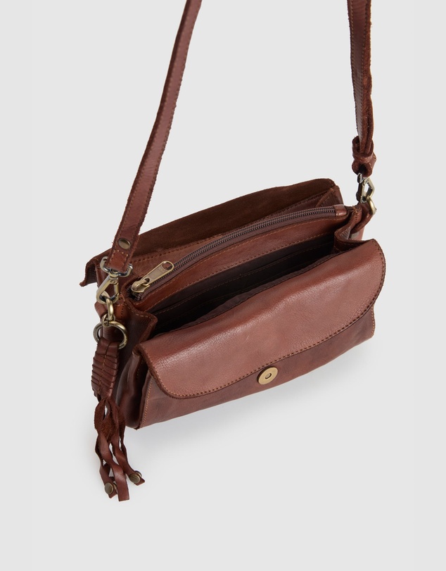 Evity - Ari Leather Flap Crossbody Bag