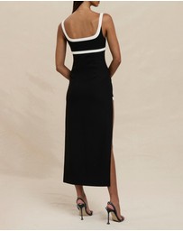 BY JOHNNY. - Saraya Scoop Split Dress