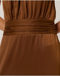 Tussah - Maddie Ruched Midi Dress
