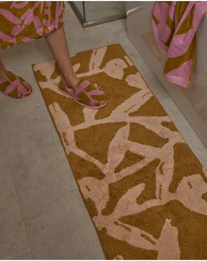 Mosey Me - Abstract Bath Runner