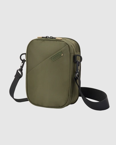 American Tourister - Orbit Vega 3A Lightweight Expandable Crossbody Bag